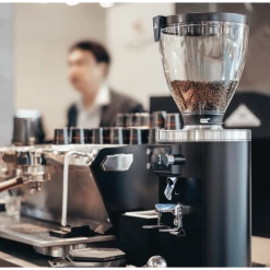 Voltage Coffee Supply Mobile Cart Equipment Mahlkonig E80 Supreme Espresso Grinder